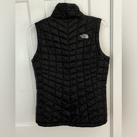 The North Face Thermoball Quilted Vest Black Womens Size Small Lightweigt - Picture 6 of 13